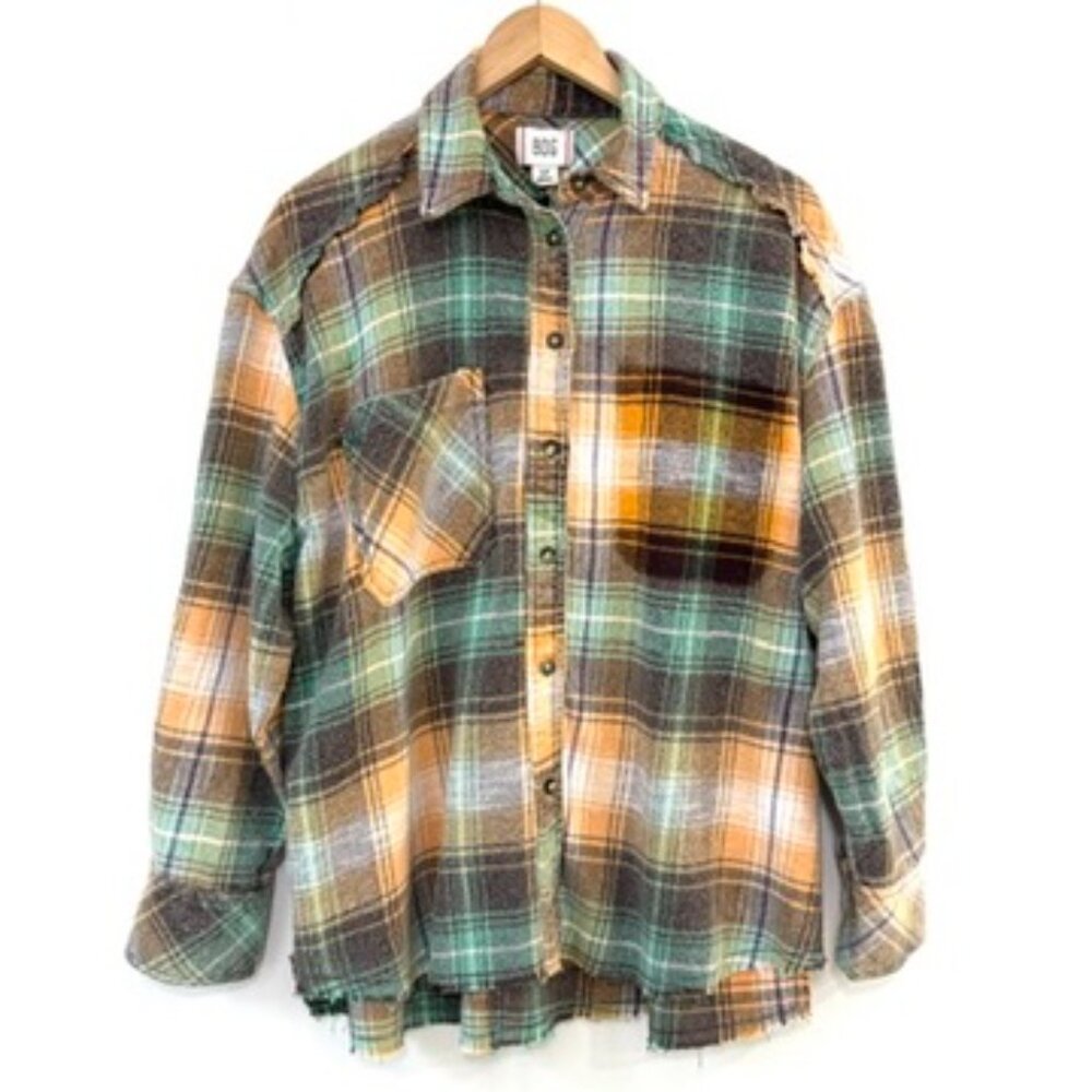 BDG Distressed Plaid Flannel Shirt Jacket Raw Hem Grunge Shacket Sz S NWT - Picture 2 of 10